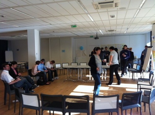 Le_cercle_en_attente